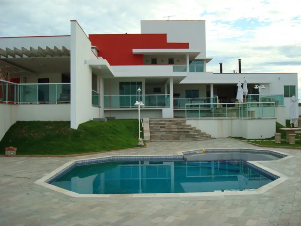 Construção de alto padrão no Condomínio Vila Real, Jaú/SP