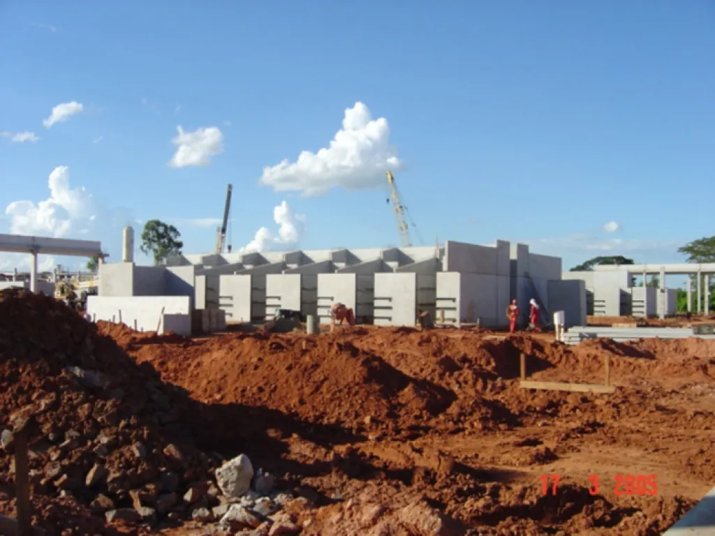 Penitenciária em concreto pré moldado em Lavínia/SP