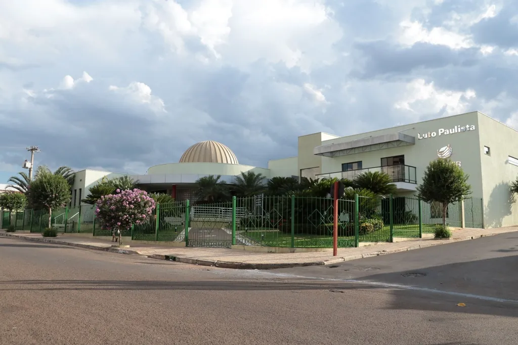 Centro funerário Prever Luto Paulista em Jaú/SP