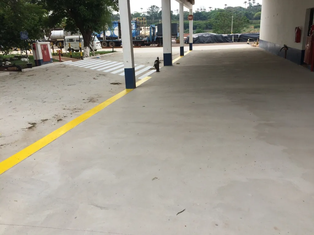 Piso de concreto executado pela Codex na Yara Fertilizantes